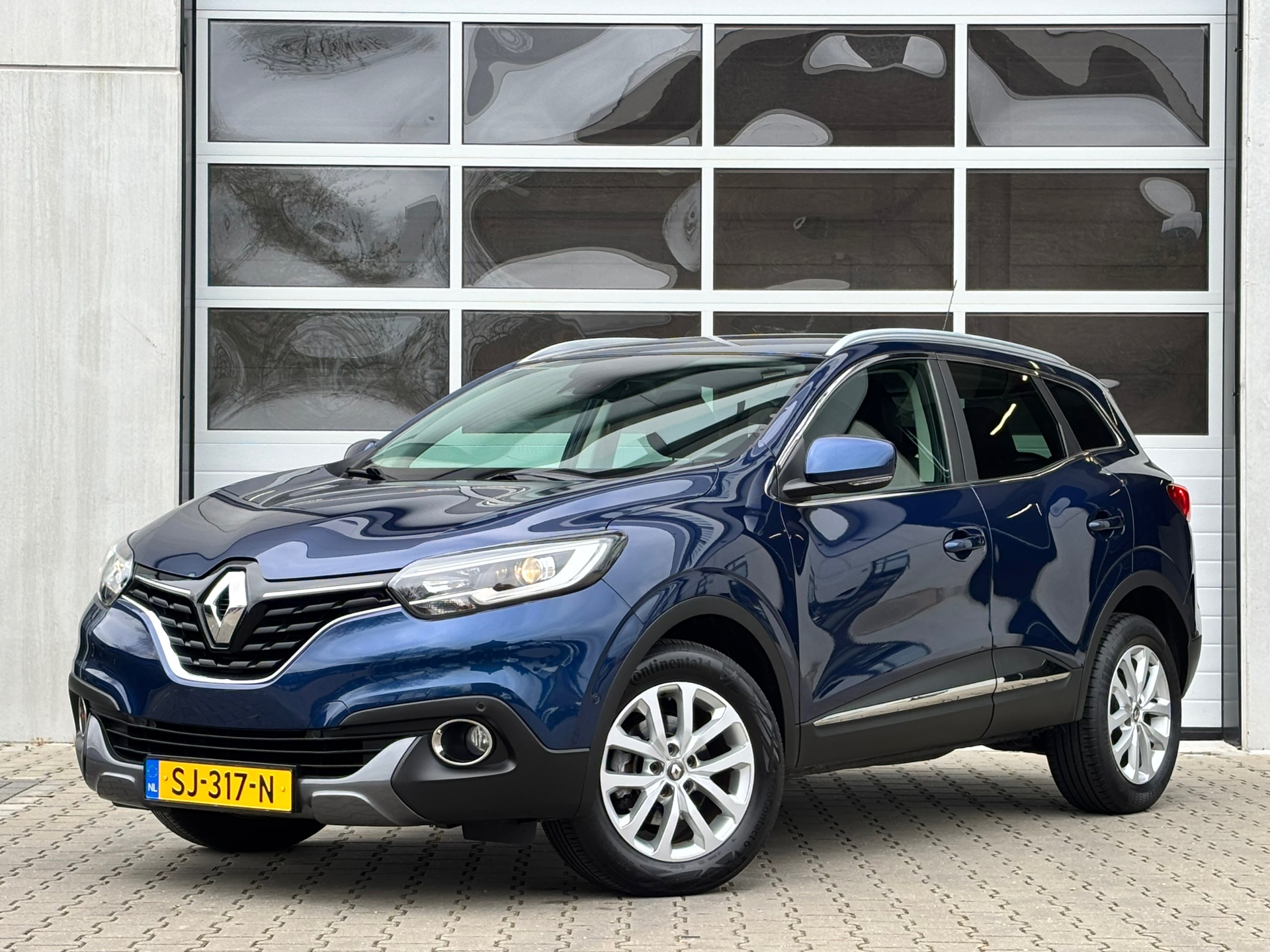 Renault Kadjar 1.2 TCe Intens | Automaat | Keyless | Navi 51367151-0.jpg | Autobedrijf Van Schijndel