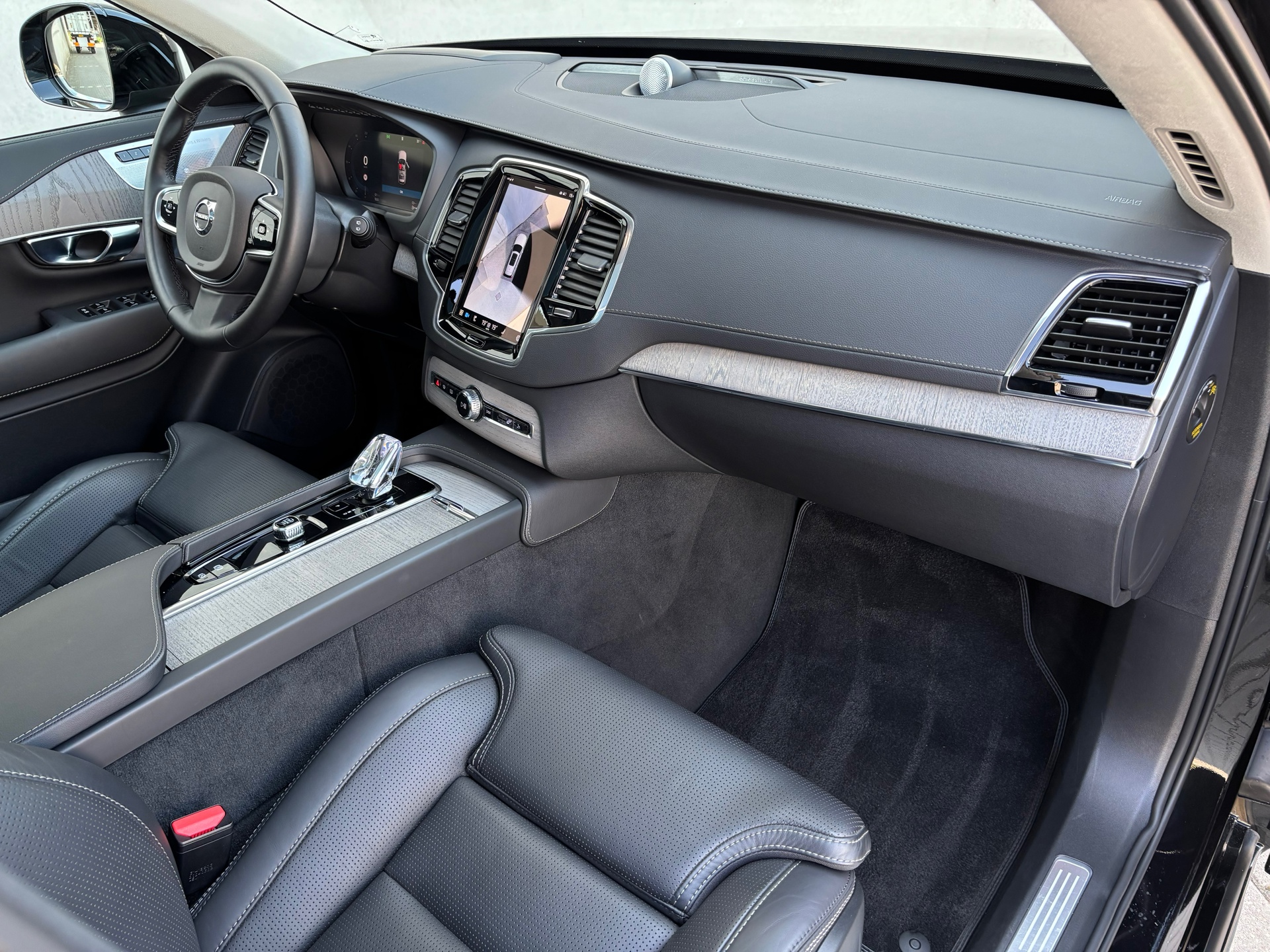 Volvo XC90 2.0 T8 Plug-in hybrid AWD Ultimate Dark SOH 99% 54960819-1.jpg | Autobedrijf Van Schijndel